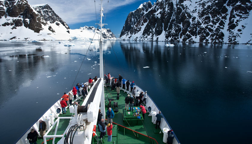 Aurora Expeditions 25 Years of Antarctic Exploration