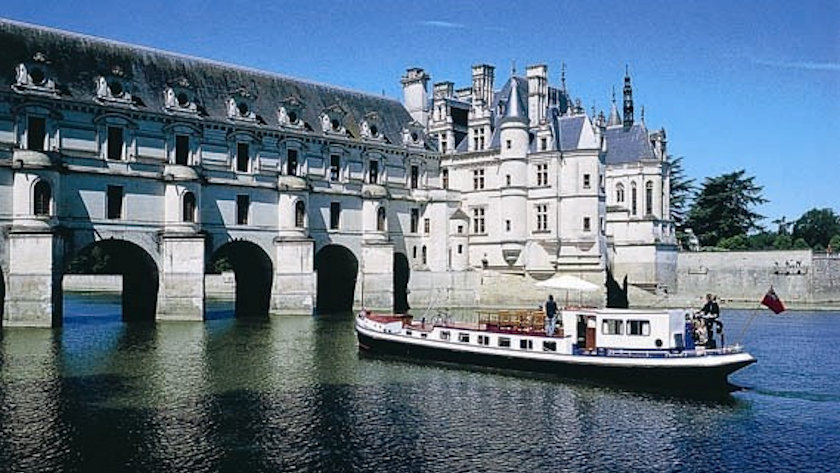 French Renaissance barge cruise